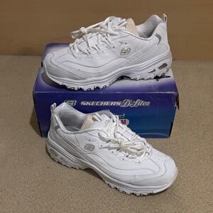 Skechers D’Lites size 11 women’s shoes TL